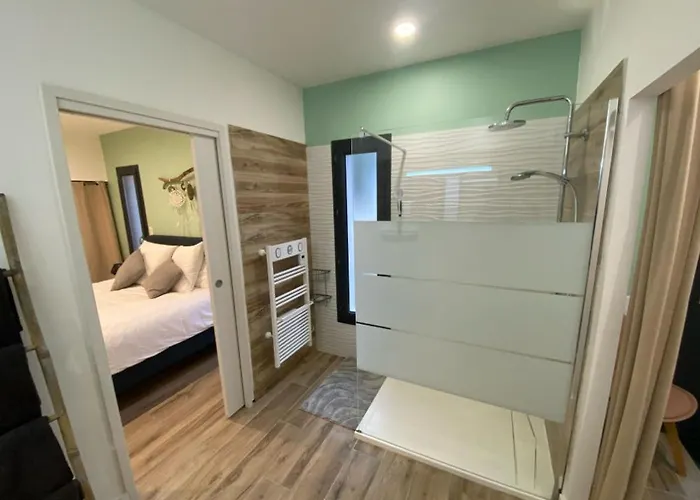 Eden - & Guest house